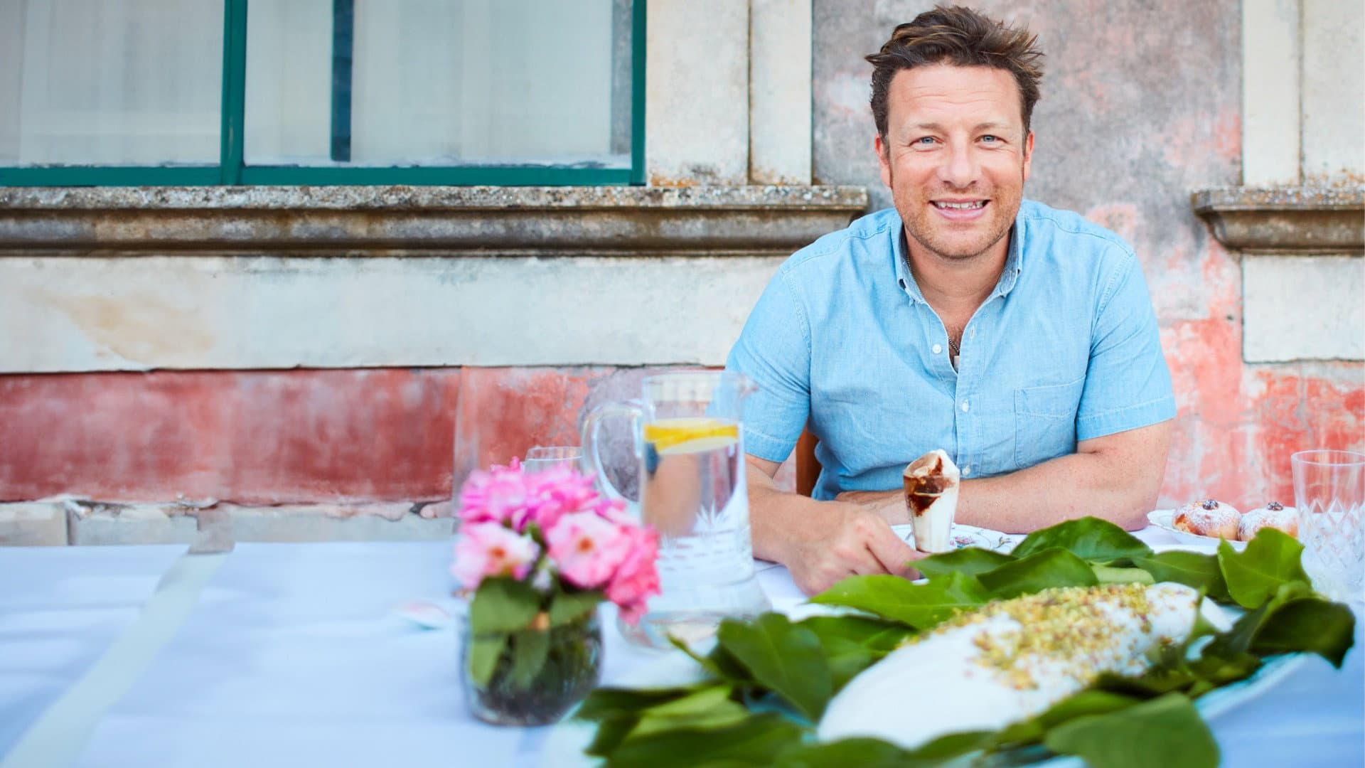 Jamie Cooks Italy