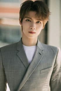 Luo Yizhou